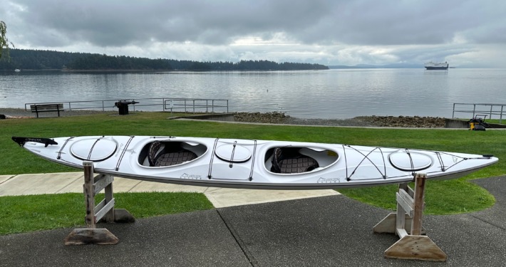 White 17.5 Delta Traverse 17.5 White